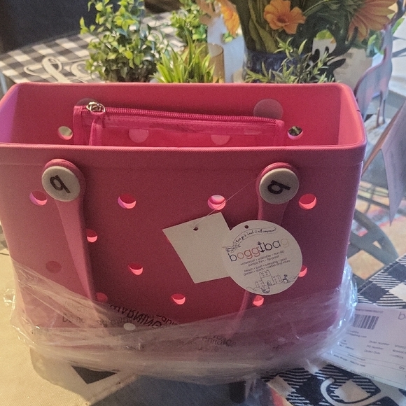 BOGG BAG Handbags - Bitty Bogg Quad Bag Pink Tote With Matching Little Keychain Same Color Etc